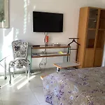 住宿加早餐酒店 De La Terre Blanche