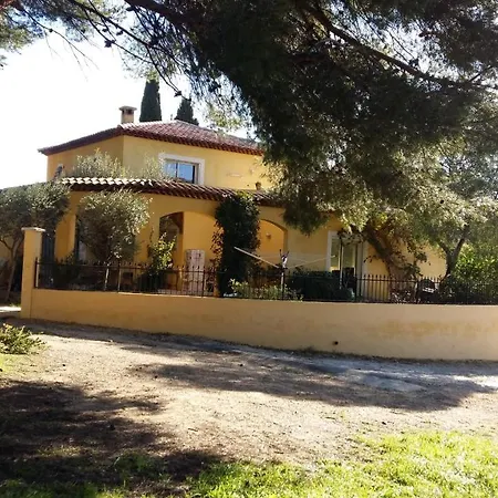 De La Terre Blanche B&B *