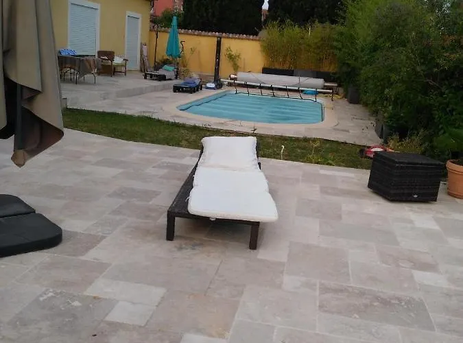 De La Terre Blanche * ساناري سور مير