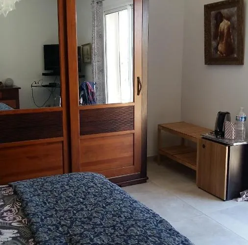 De La Terre Blanche فندق مبيت وإفطار