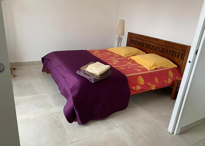 De La Terre Blanche فندق مبيت وإفطار