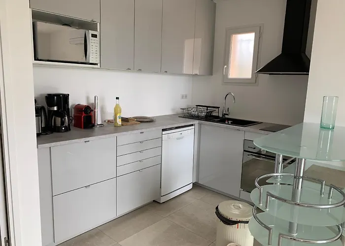 De La Terre Blanche فندق مبيت وإفطار *