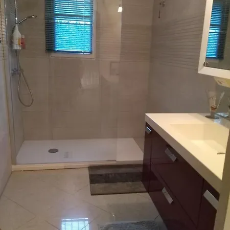 De La Terre Blanche Отель типа 