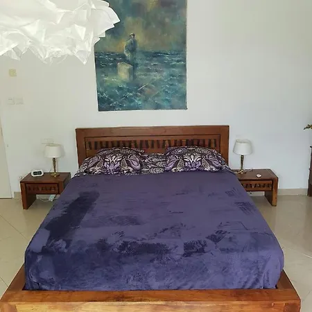 De La Terre Blanche Bed & Breakfast *