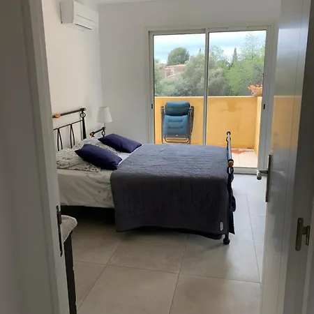 De La Terre Blanche * Санари-сюр-Мер