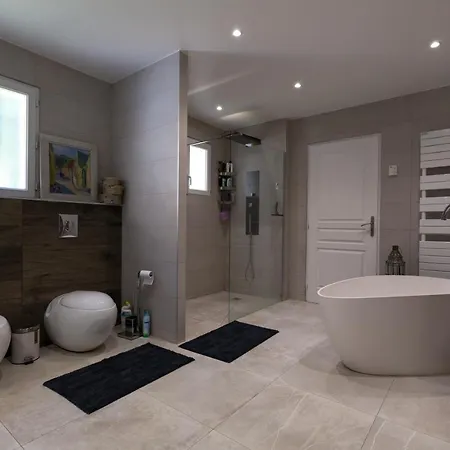 De La Terre Blanche Bed & Breakfast *