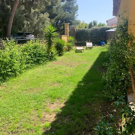 De La Terre Blanche * Санари-сюр-Мер