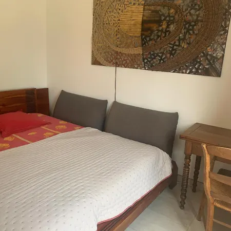 De La Terre Blanche Отель типа 